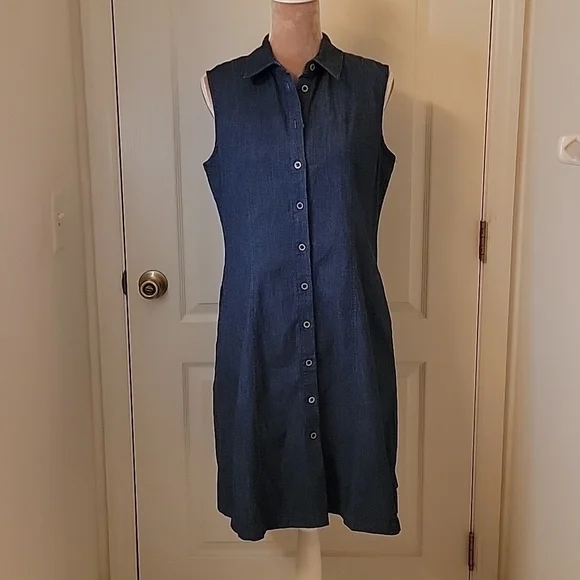 white christmas dresses Denim Delight: The Perfect Iconic Shirt Dress for Fashionistas 6 main image 1